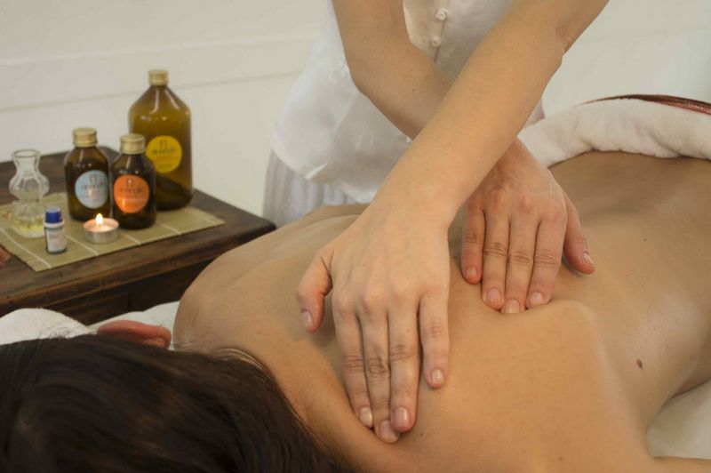 Tipos de masajes ayurvédicos y sus beneficios para la salud